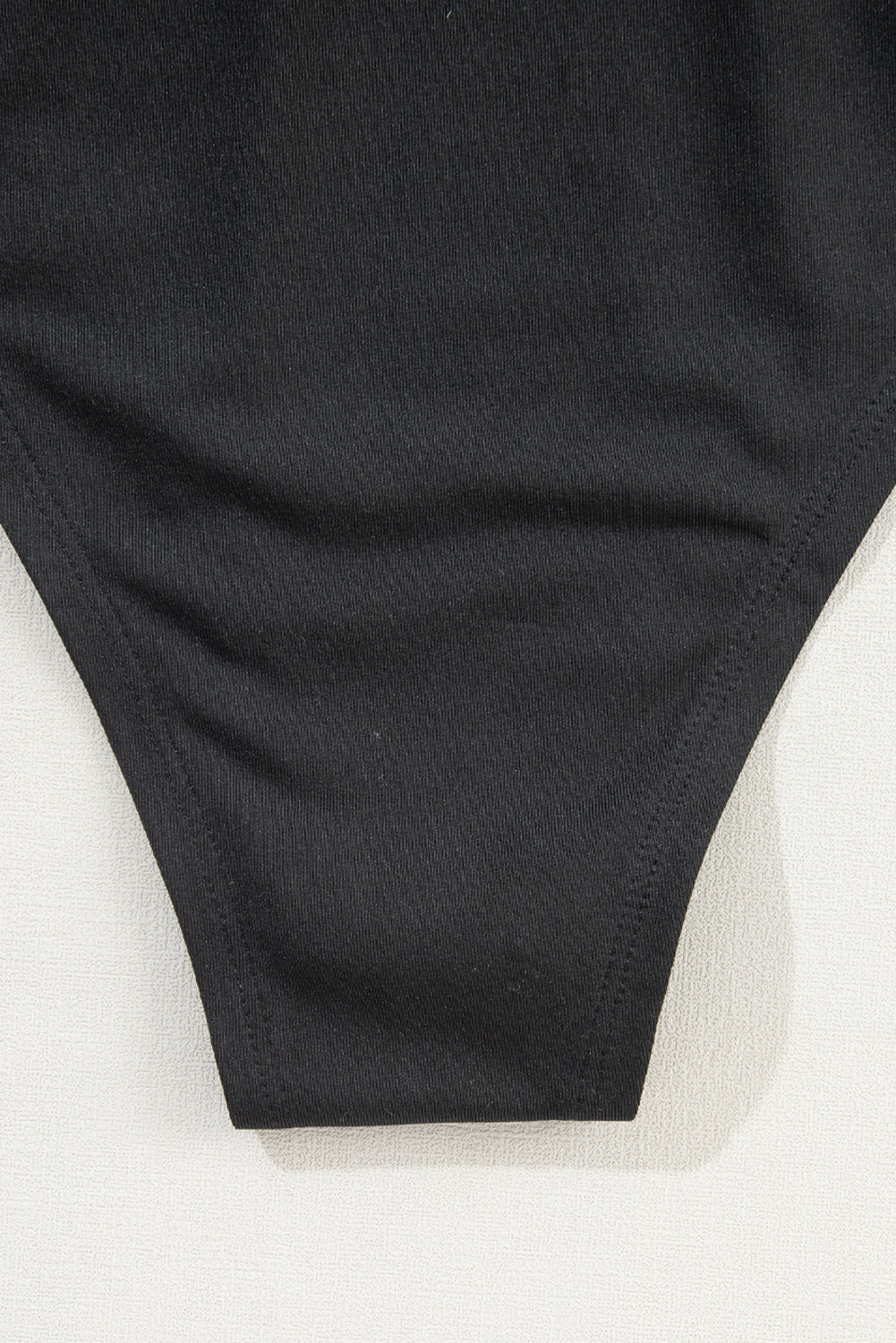 Cristina® | Long-sleeved velvet bodysuit with V-neck and pearl detail