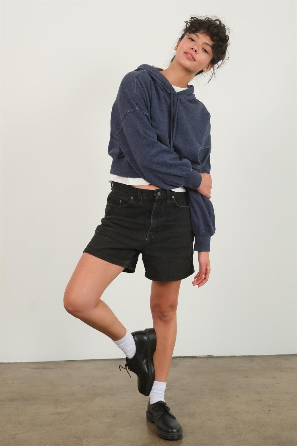 Anita® | Short hoodie with low shoulders
