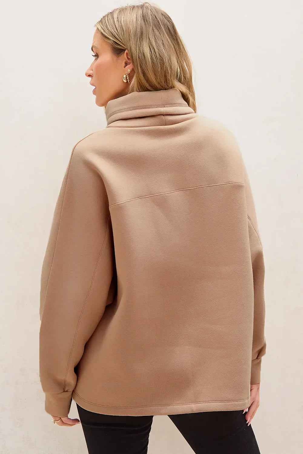 Camila® | Long-sleeved sweatshirt with turtleneck and drawstring