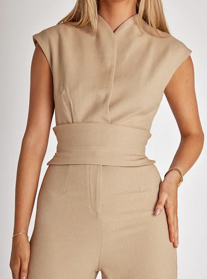 Clara® | Sleeveless jumpsuit with belt and wide legs