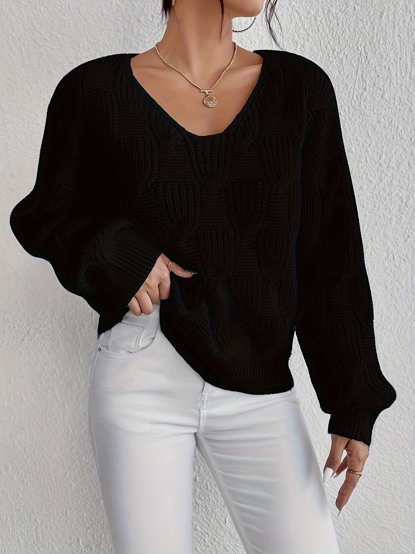 Dorotea® | V-neck sweater
