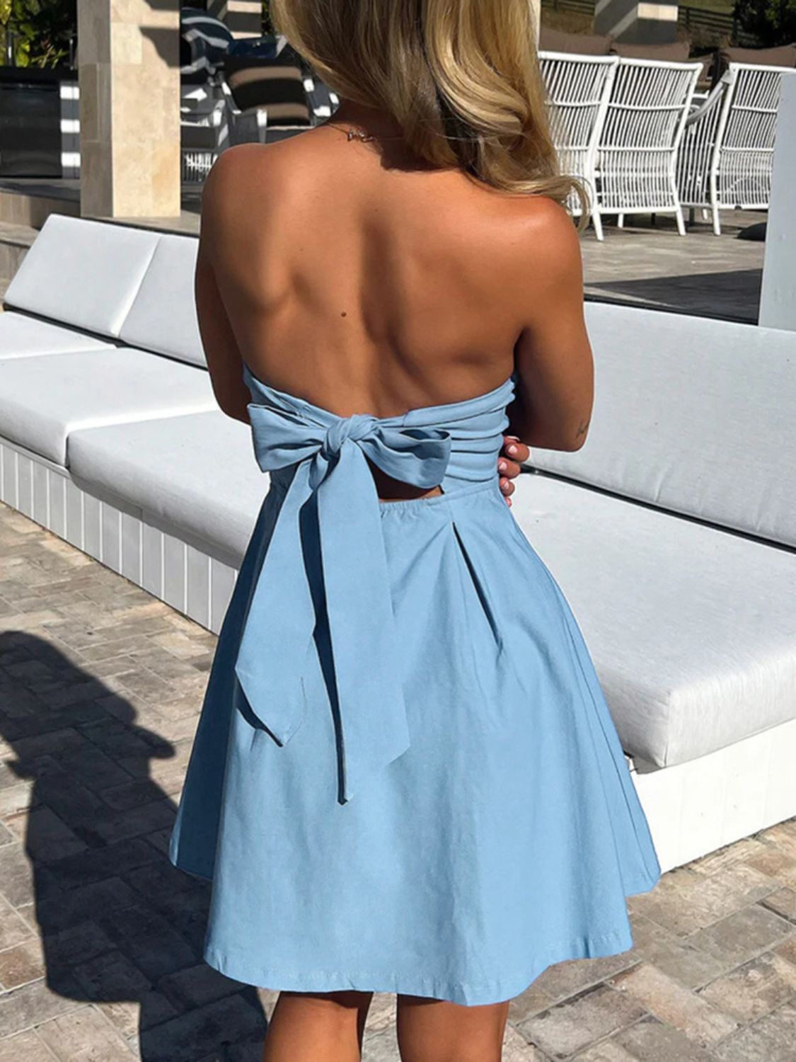 Antonia® | Tube mini dress with a bow at the back