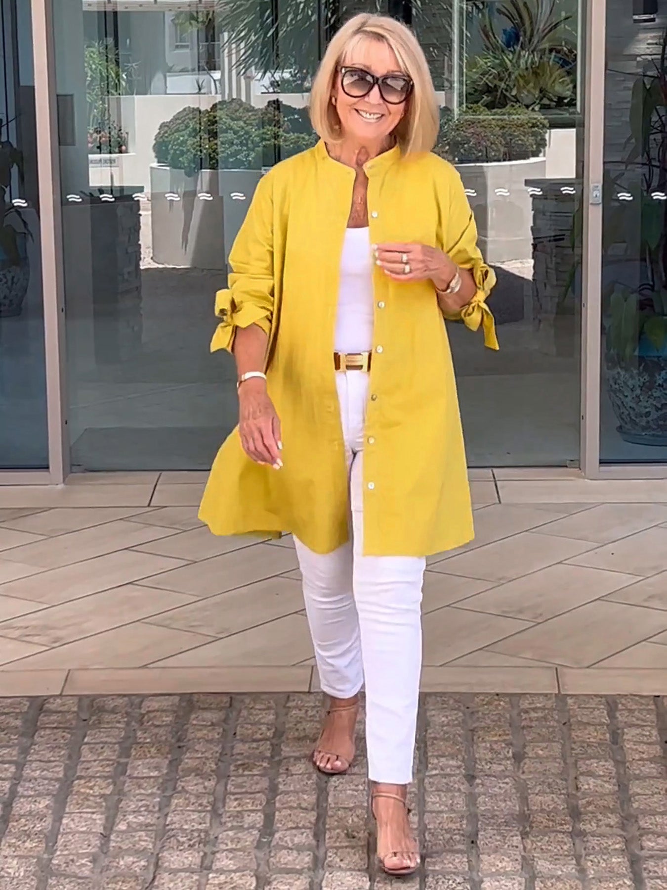 Agustina | Long, simple cotton shirt