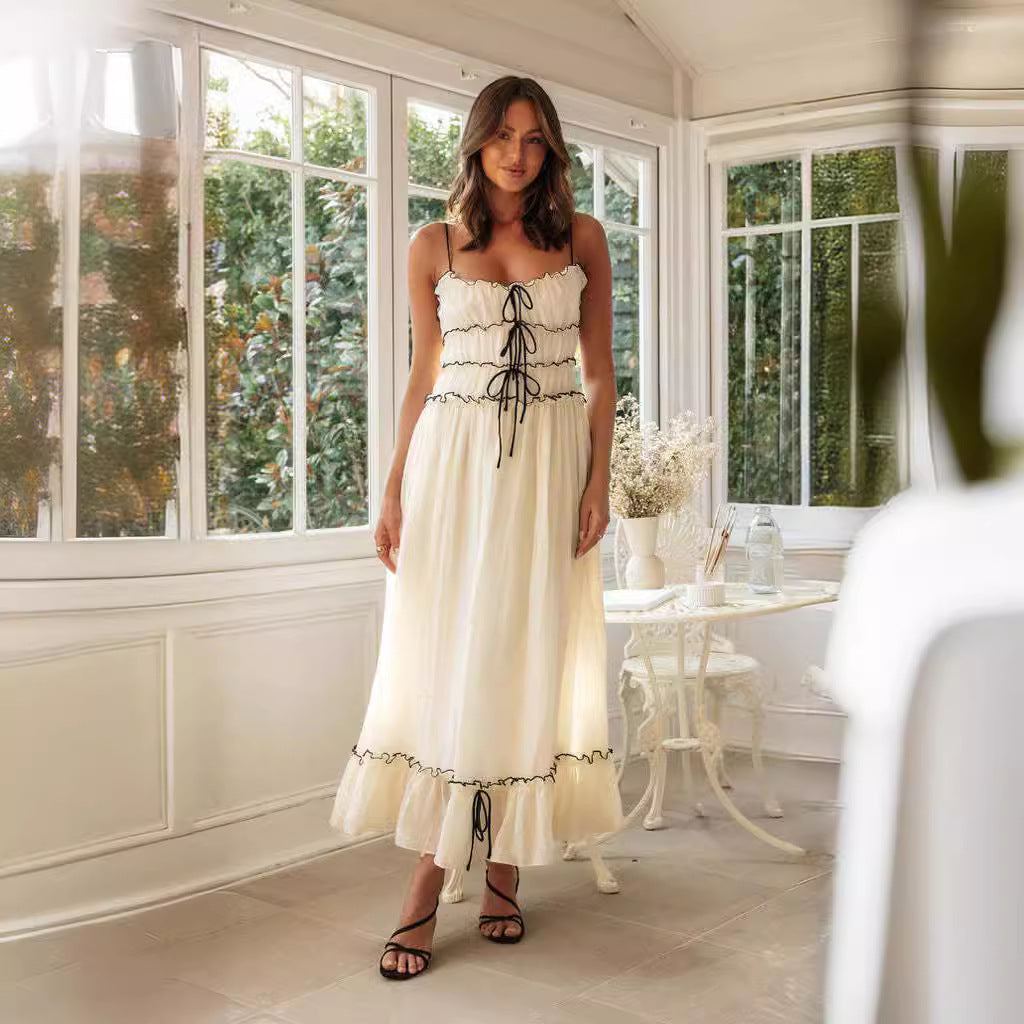 Cassandra® | Luxurious summer garter belt with spaghetti straps