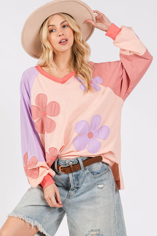 Dulce® | SAGE + FIG Long sleeve top with daisy appliqué patch and full size color block