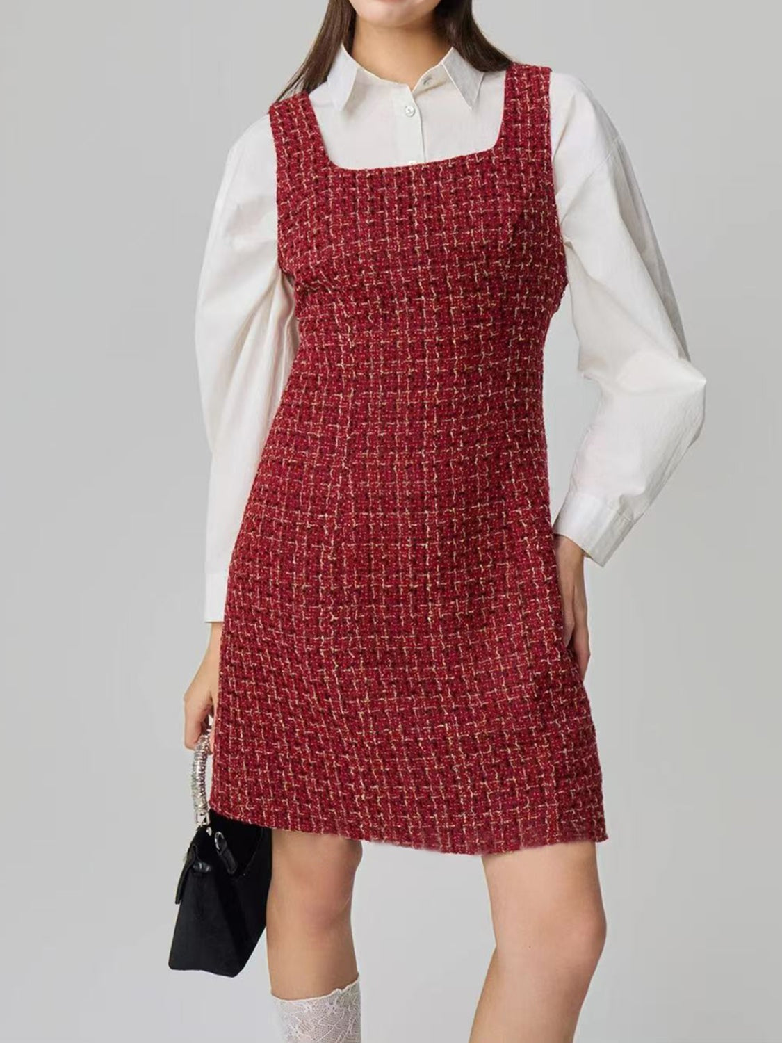 Antonella® | Dress with a square neckline and wide straps
