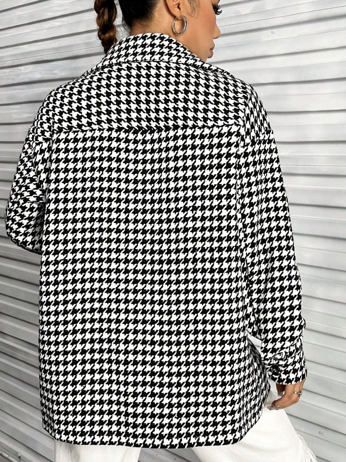 Claudia® | Houndstooth button down long sleeve jacket