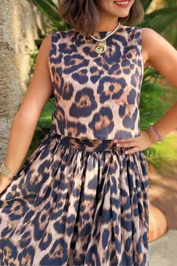 Elizabeth® | Casual leopard print two piece suit