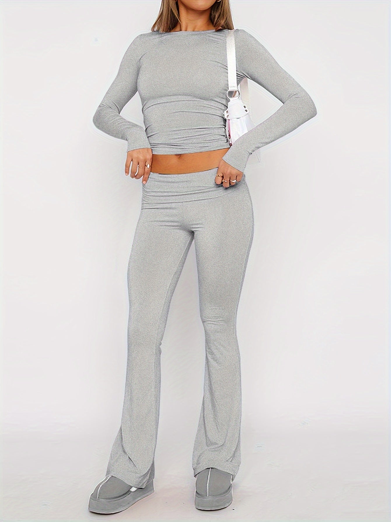 Elena® | Slim fit lounge set with a crop top and flared trousers