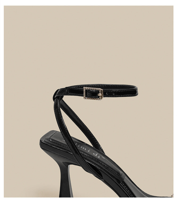 Brigid® | Women's shoes with a chunky heel and ankle strap