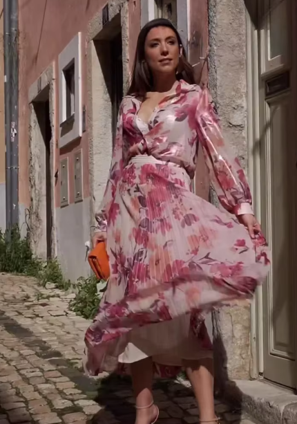 Claudia® | Chic set of printed blouse and skirt for women