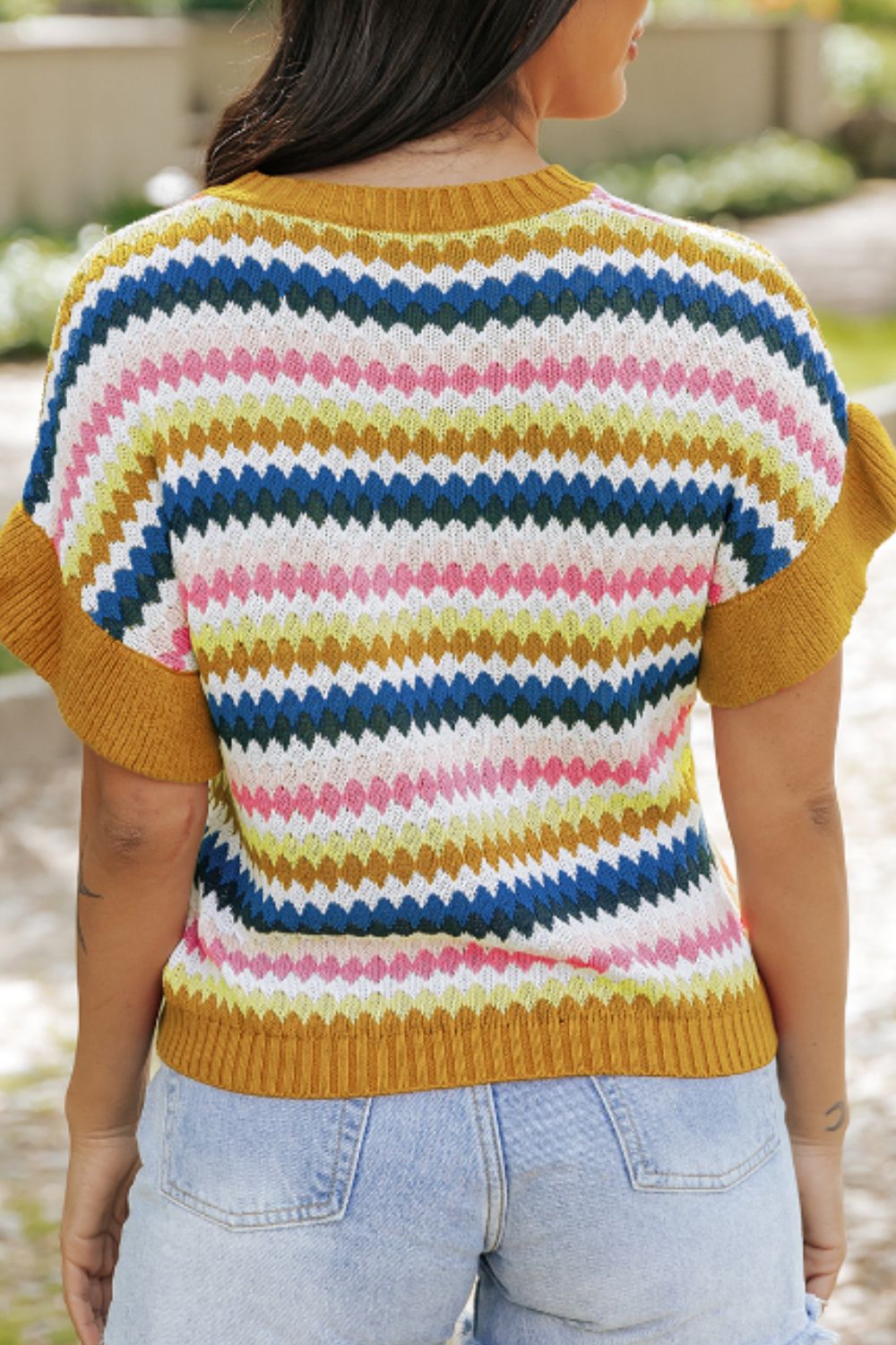 Delia® | Contrast short sleeve sweater with a crew neck