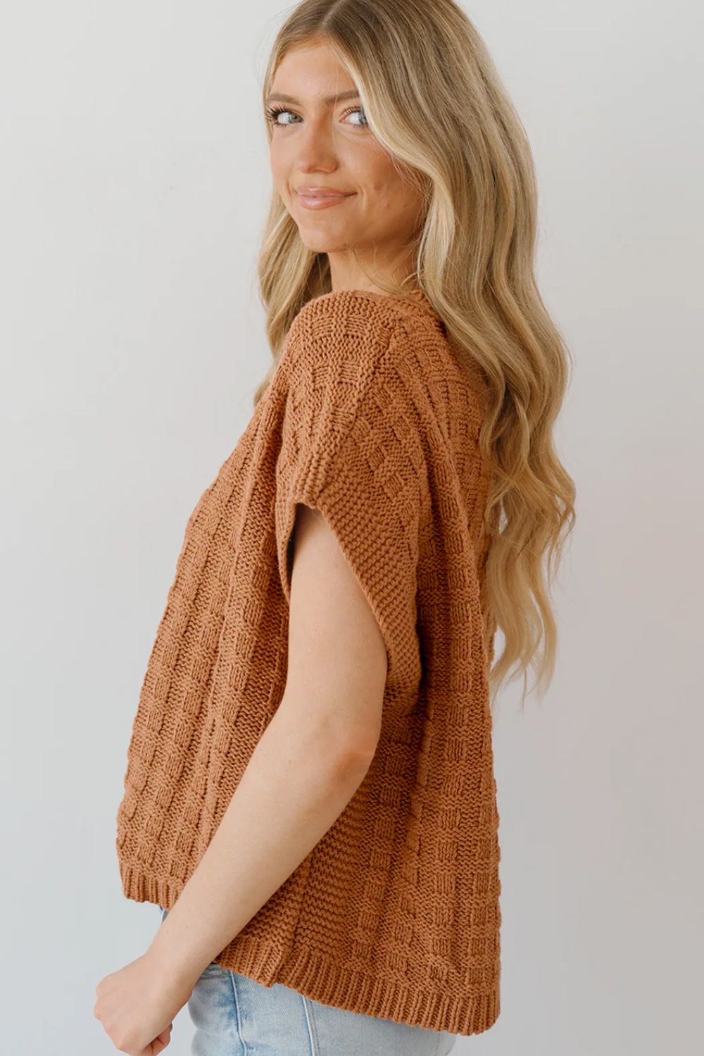 Cielo® | Pullover vest with a crew neck and cap sleeves
