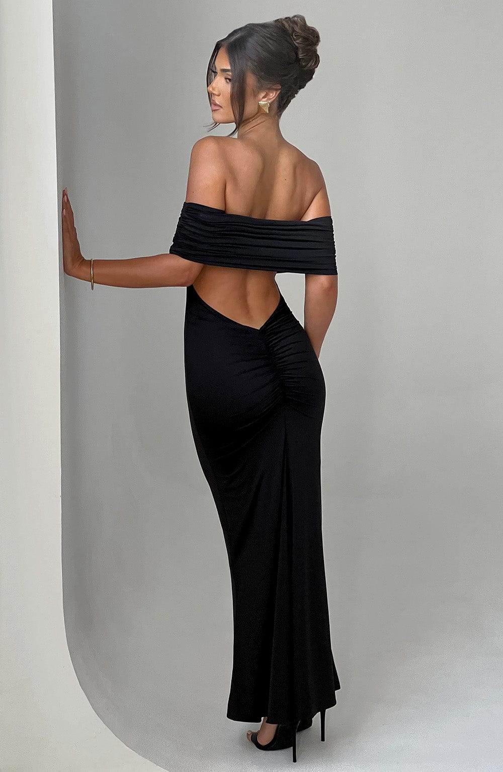 Carmen® | Elegant backless maxi dress