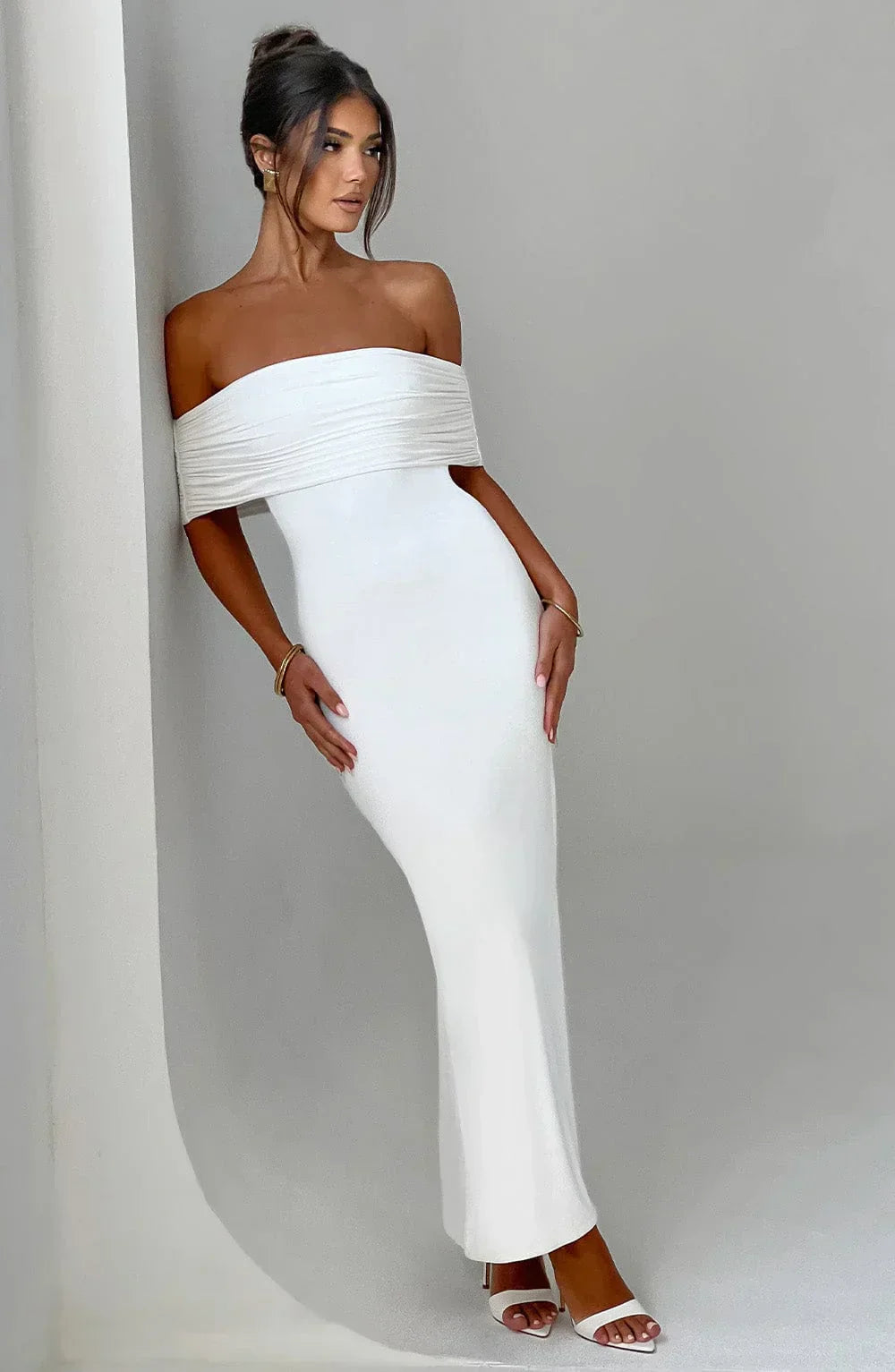 Carmen® | Elegant backless maxi dress