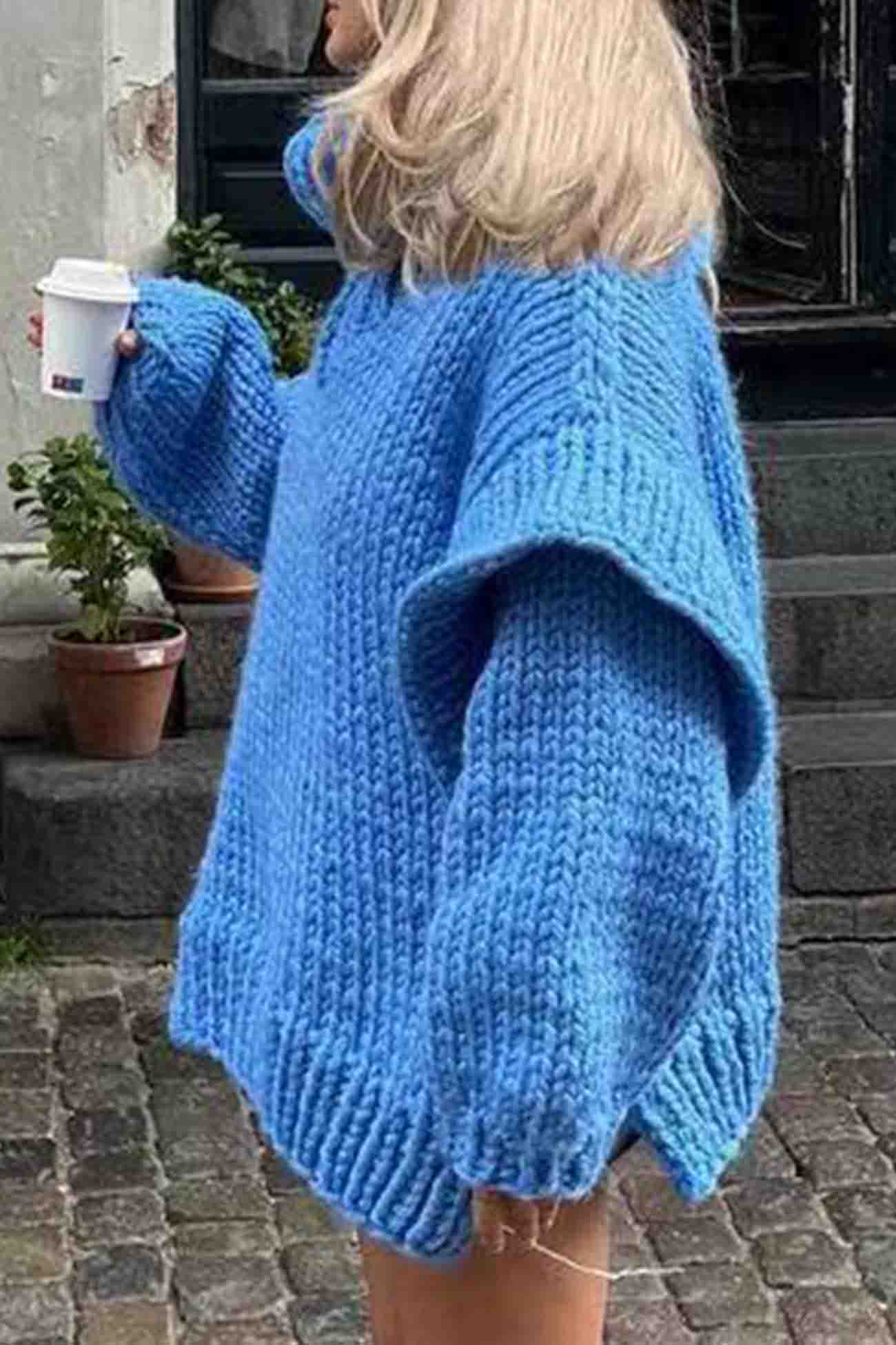 Carina® | Solid color sweater with long sleeves and a cowl neckline