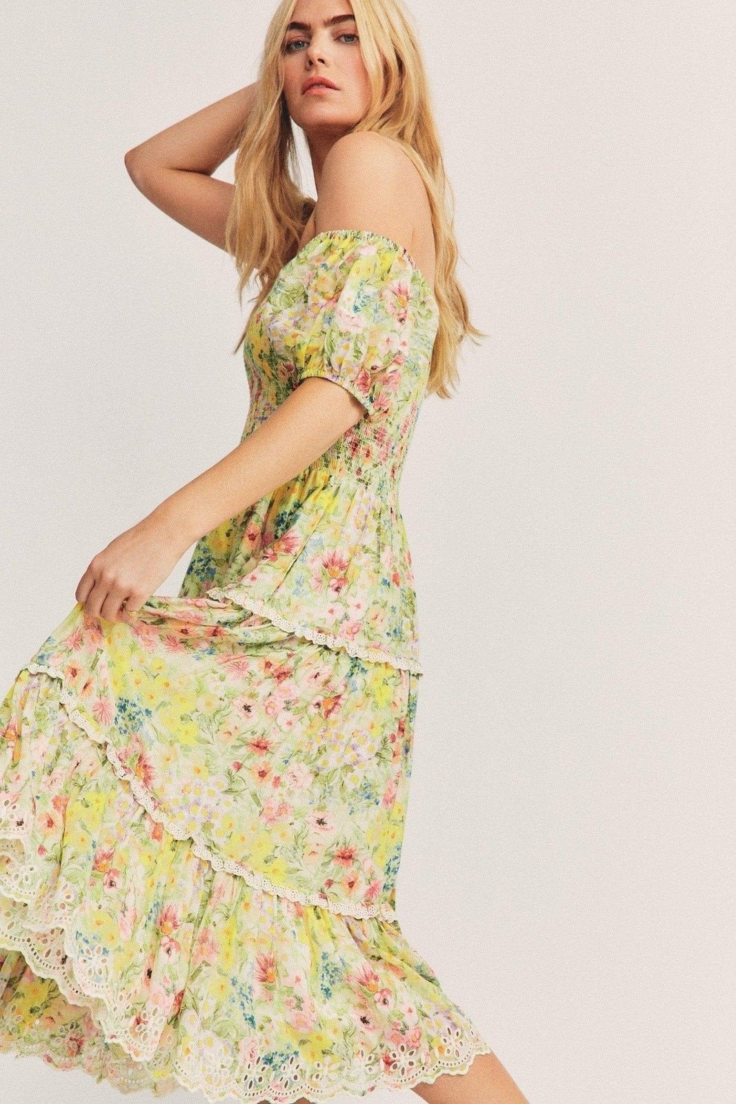 Alba® | Printed midi dress with lace trim