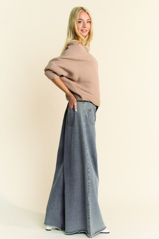 Clara® | Crew neck sweater with batwing sleeves