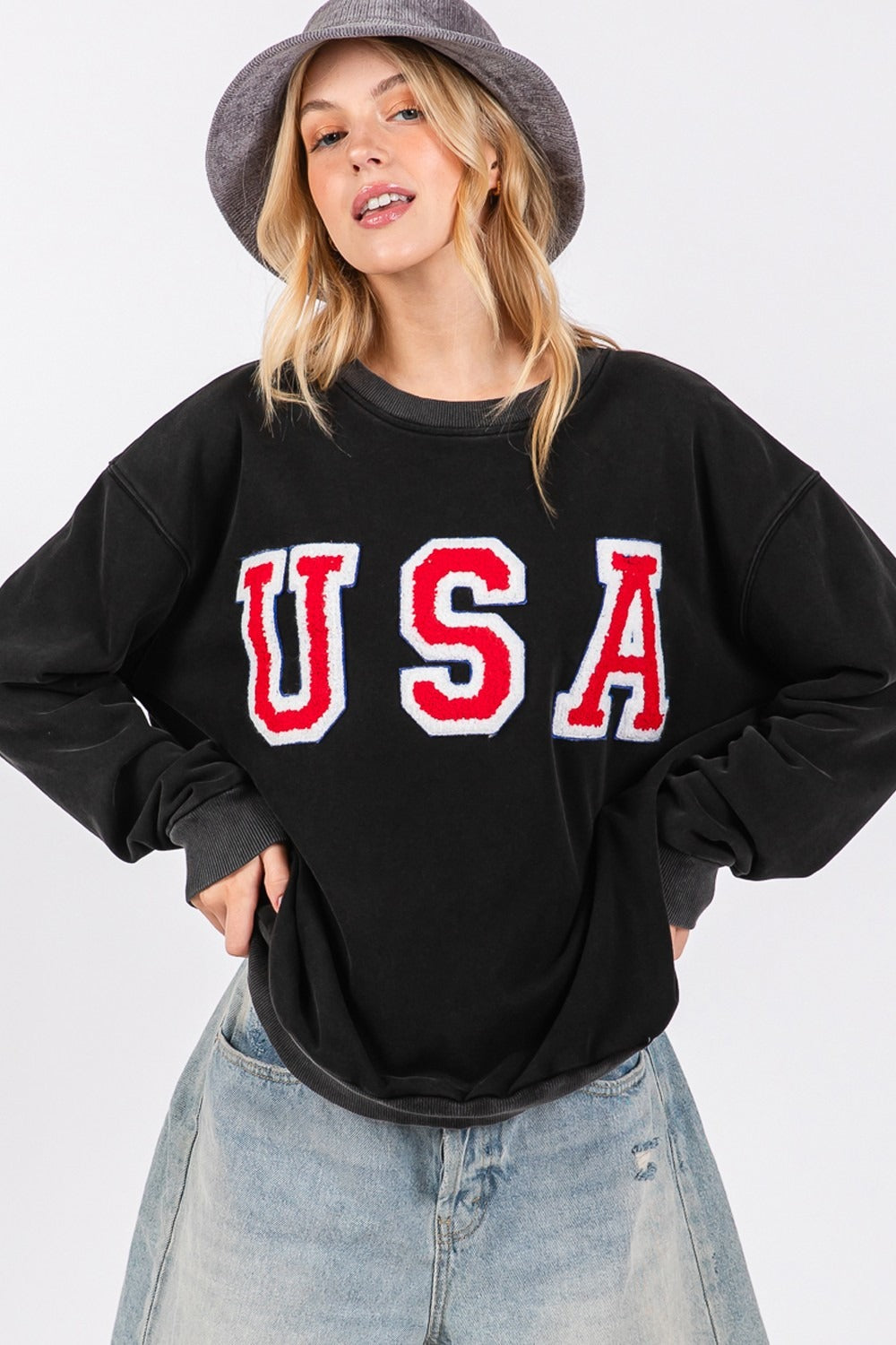 Begoña® | SAGE + FIG crew neck sweatshirt with USA letter patch