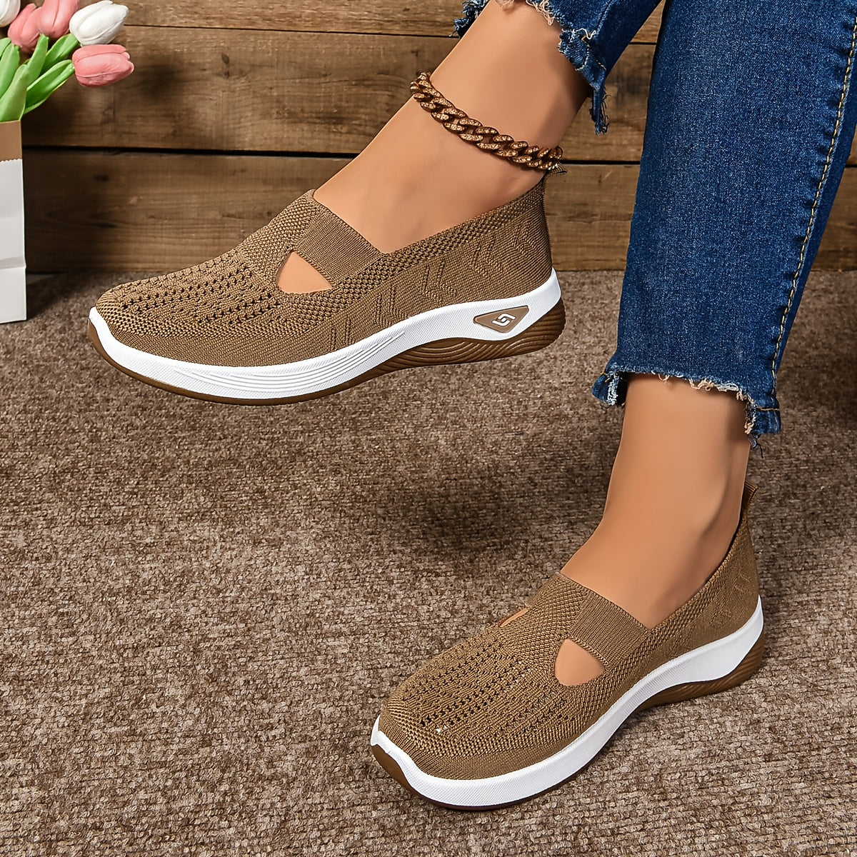 Barbara | Stylish Low-Cut Sneakers - Breathable Knit and Cushioned Comfort