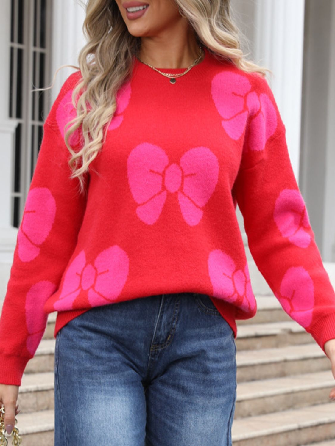 Camila® | Round neck sweater with dropped shoulder and bow