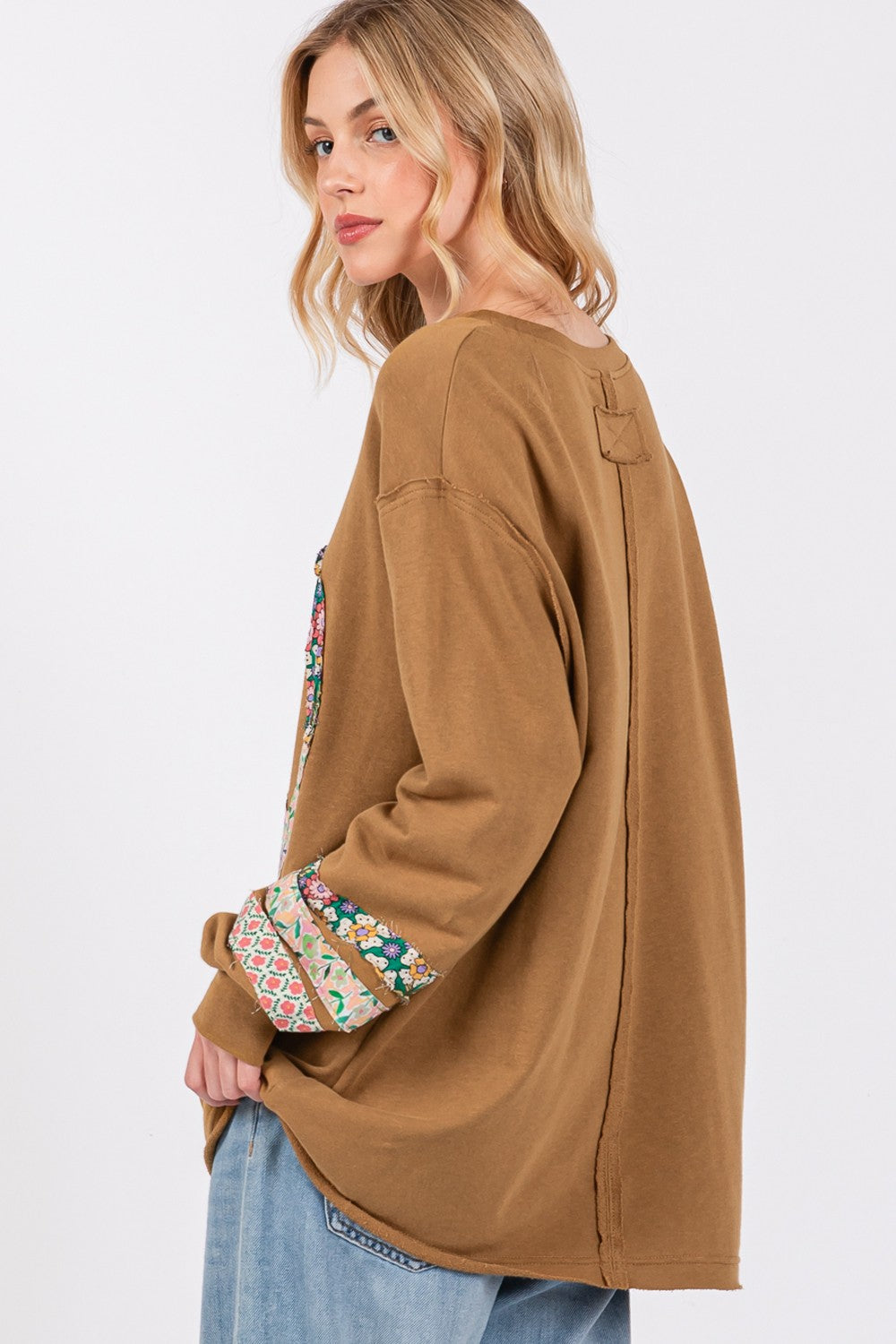 Cristina® | SAGE + FIG long-sleeved shirt with peace appliqué patch