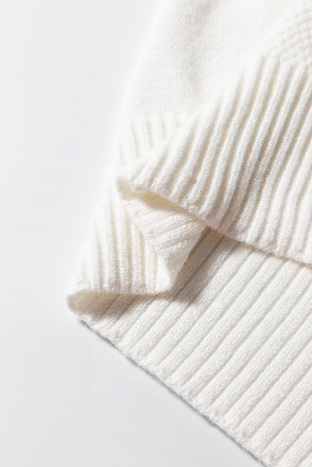 Bianca® | Half-sleeved sweater with cable knit and crew neck