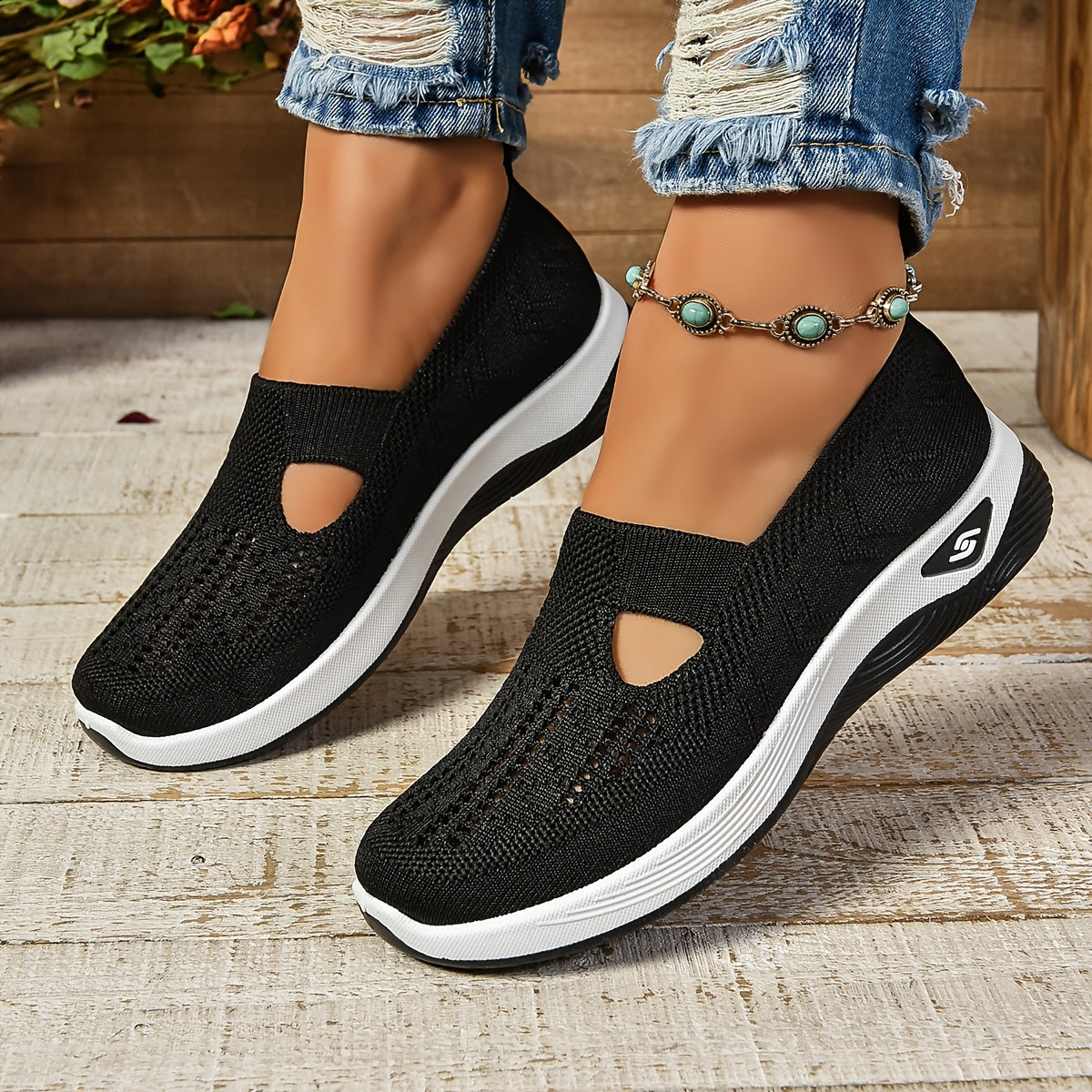 Barbara | Stylish Low-Cut Sneakers - Breathable Knit and Cushioned Comfort