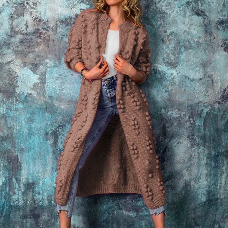 Antonia® | Fashionable and effortless winter dress