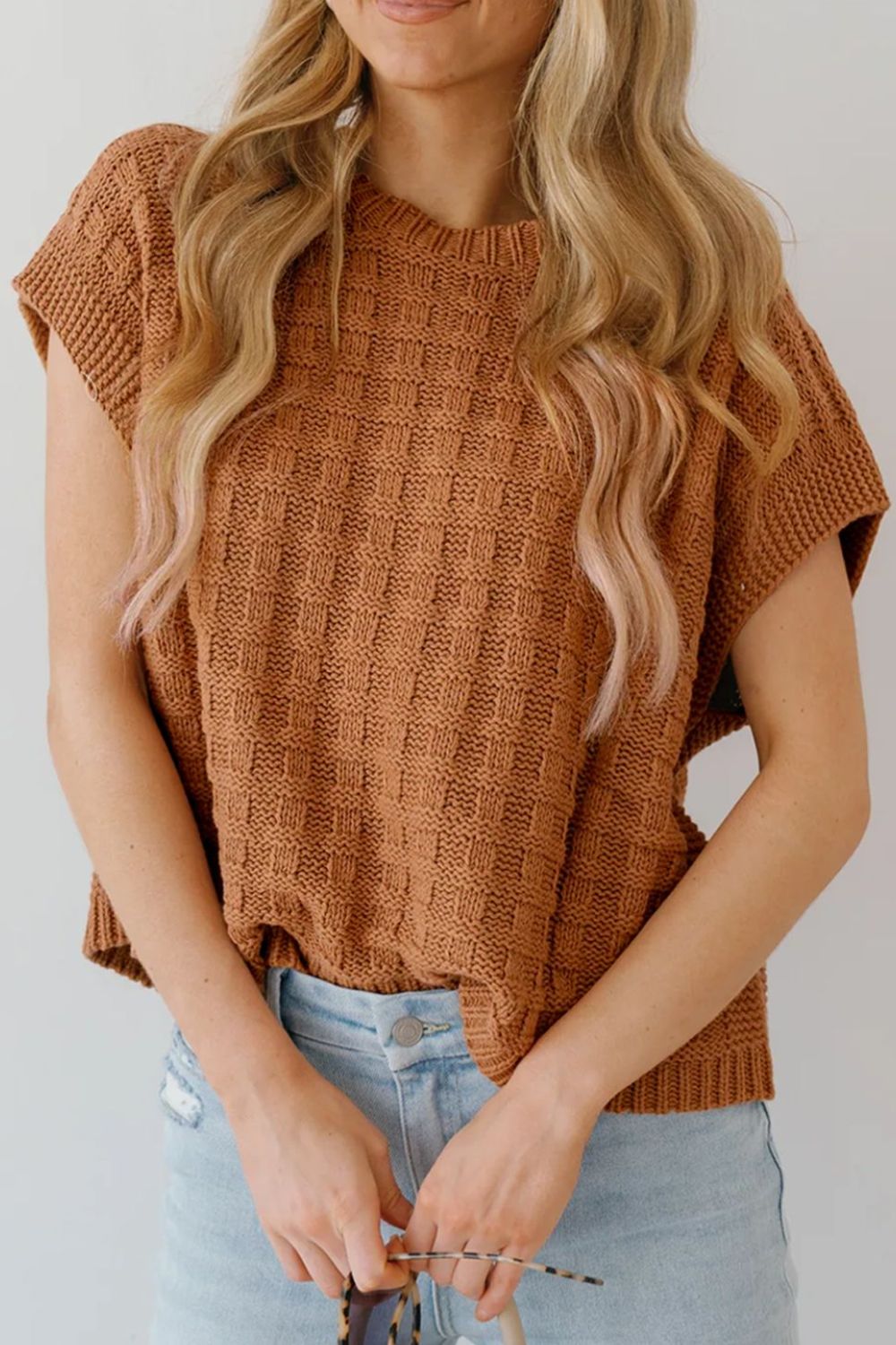 Cielo® | Pullover vest with a crew neck and cap sleeves