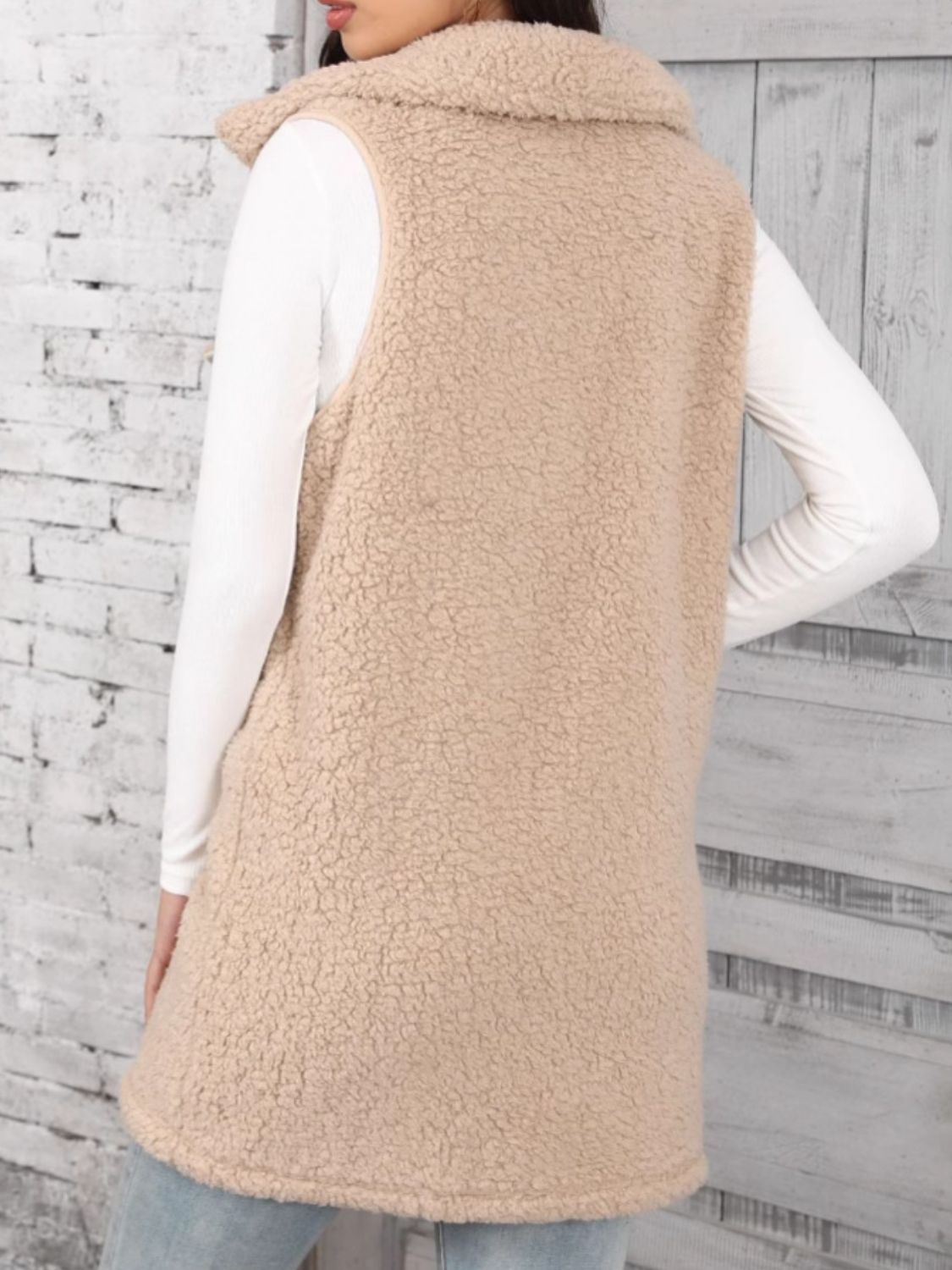 Diana® | Buttoned teddy vest coat
