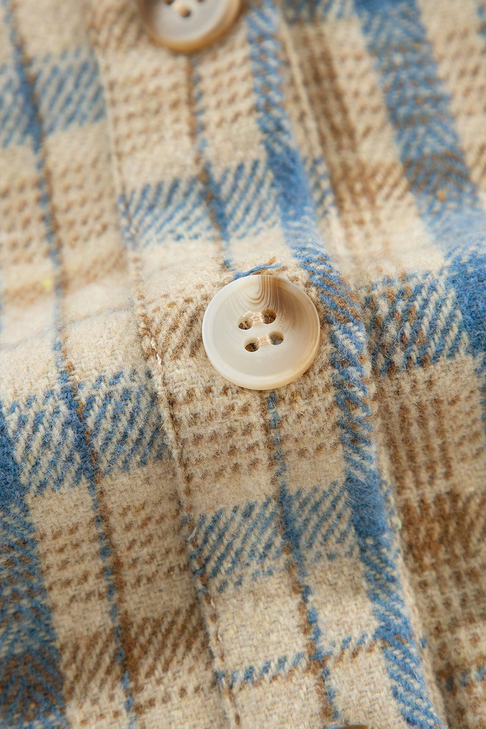 Dolores | Simple and stylish winter garment