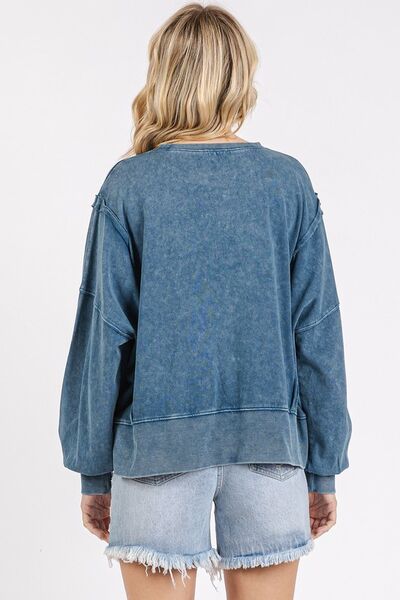 Elizabeth® | Sweatshirt with side slit and exposed seam and crew neck