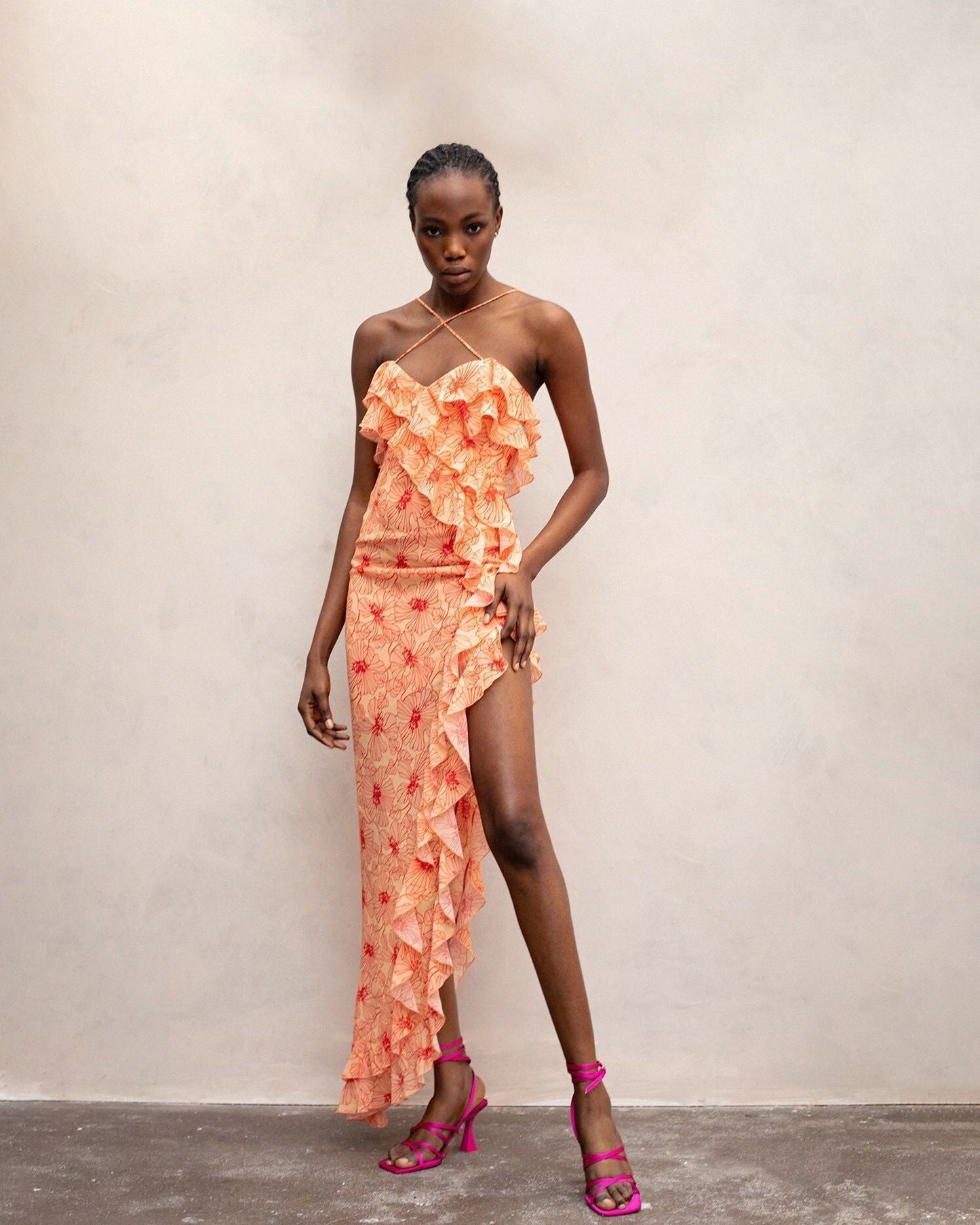 Belinda® | Chiffon maxi dress with ruffles and cross neckline