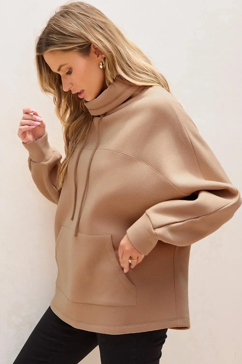 Camila® | Long-sleeved sweatshirt with turtleneck and drawstring