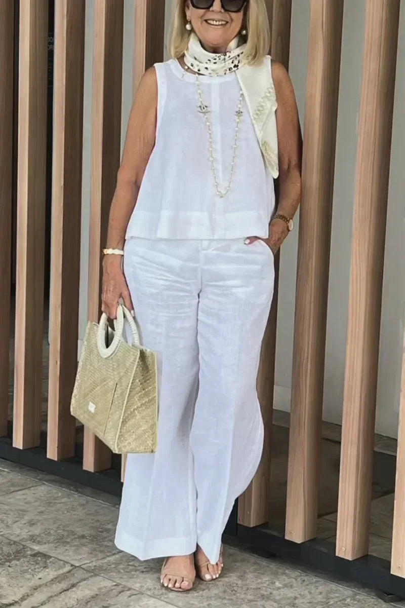 Ariana® | Elegant sleeveless jumpsuit