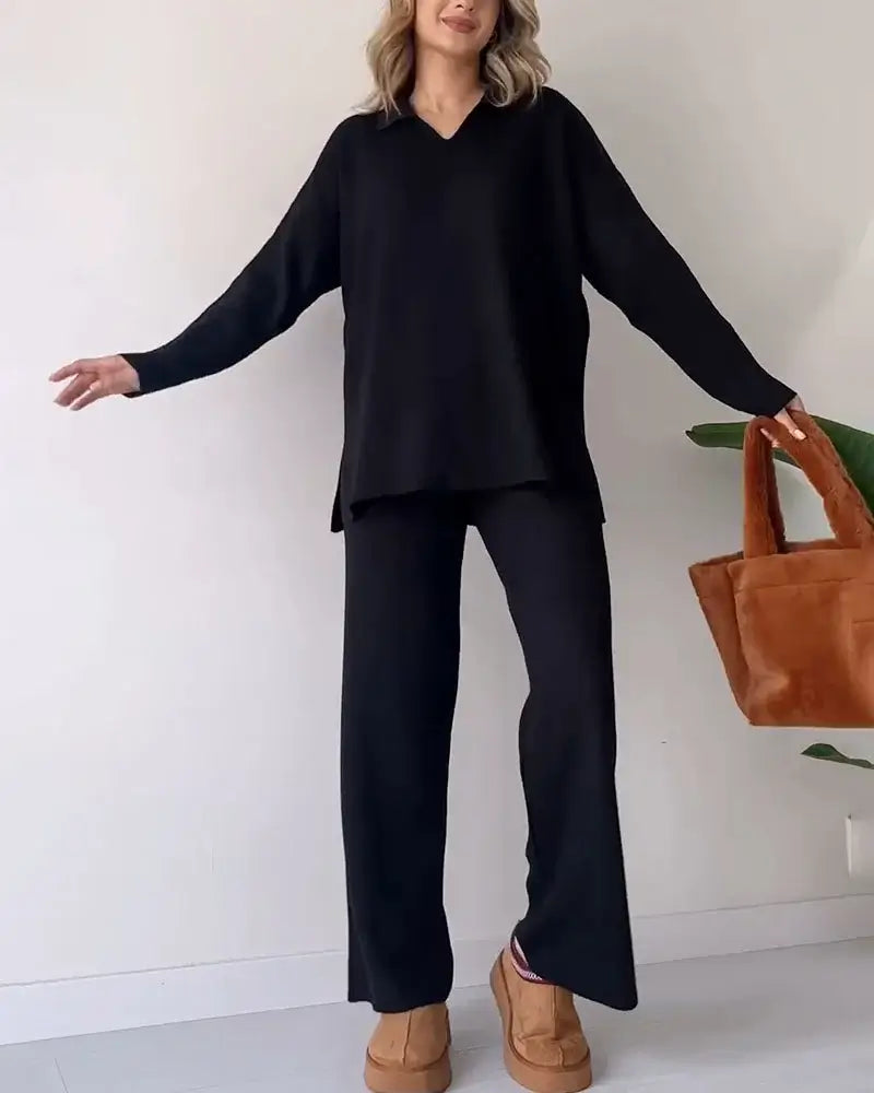 Aranza® | Elegant two-piece knitted set for women with a V-neck