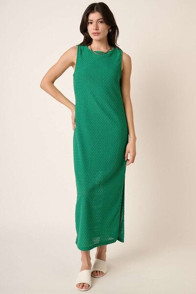 Dafne® | Sleeveless dress with side slit and round neckline