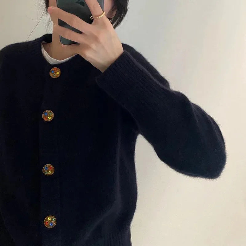 Diana® | Women's wool sweater with a crew neck and button details