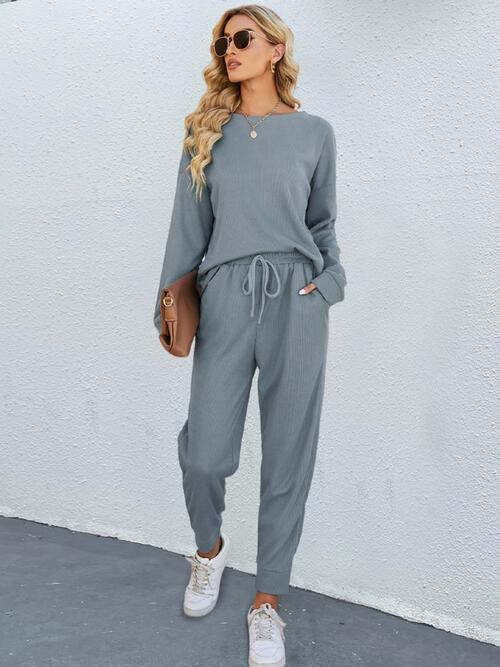 Women’s Lounge Set – Ribbed Knit – Relaxed Fit – Long Sleeve Top & Tapered Pants