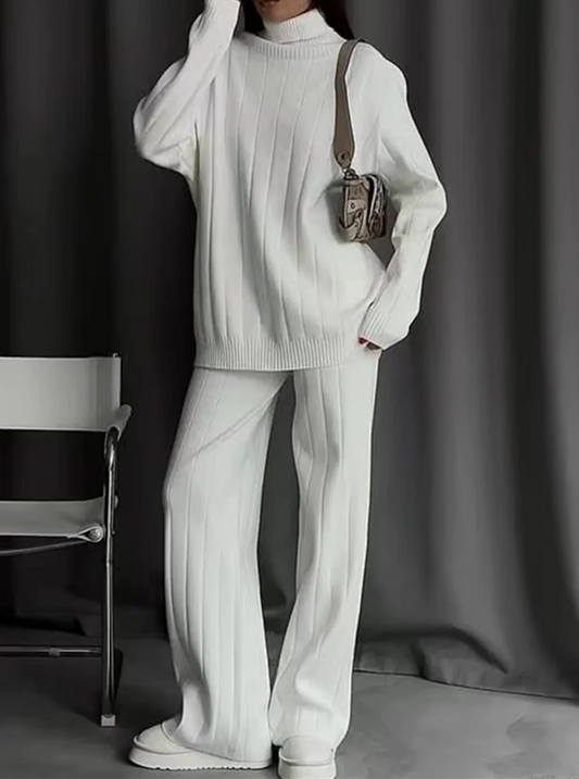 Women’s Two-Piece Knit Lounge Set – Relaxed Fit – High Neck – Full Length Pants