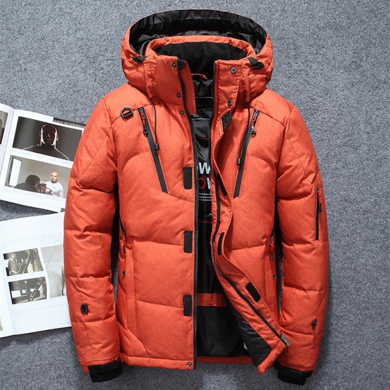 Men’s Puffer Jacket – Water-Repellent Finish – Adjustable Hood – Zipped Pockets