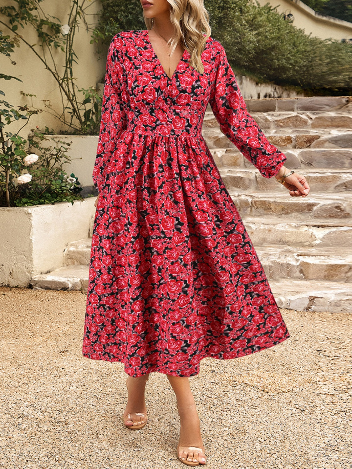 Aranza® | Floral midi dress with a V-neck and long sleeves