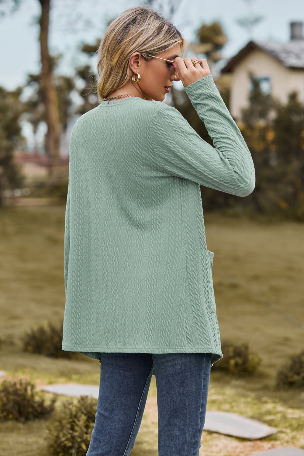 Ariadna® | Trendy and elegant winter cardigan