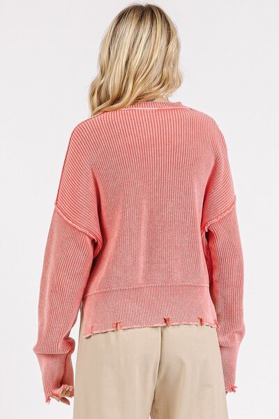 Clara® | Crew neck sweater with dropped shoulders and distressed hem