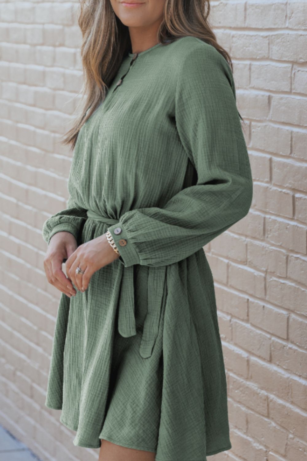 Aurora® | Dress with a round neckline, long sleeves and a tie waist