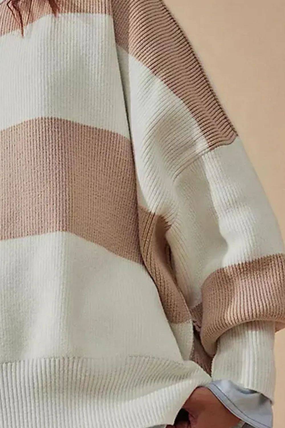 Bruna® | Color block sweater with a crew neck and long sleeves