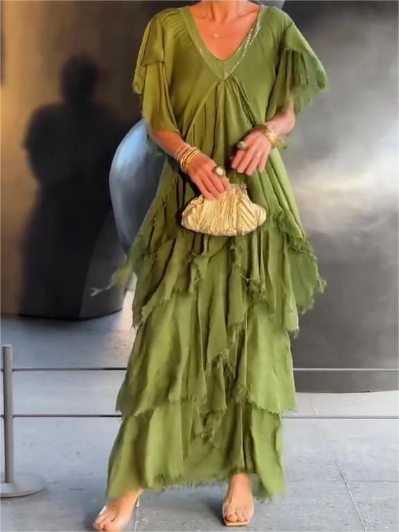 Consuelo® | Elegant maxi dress with a V-neck