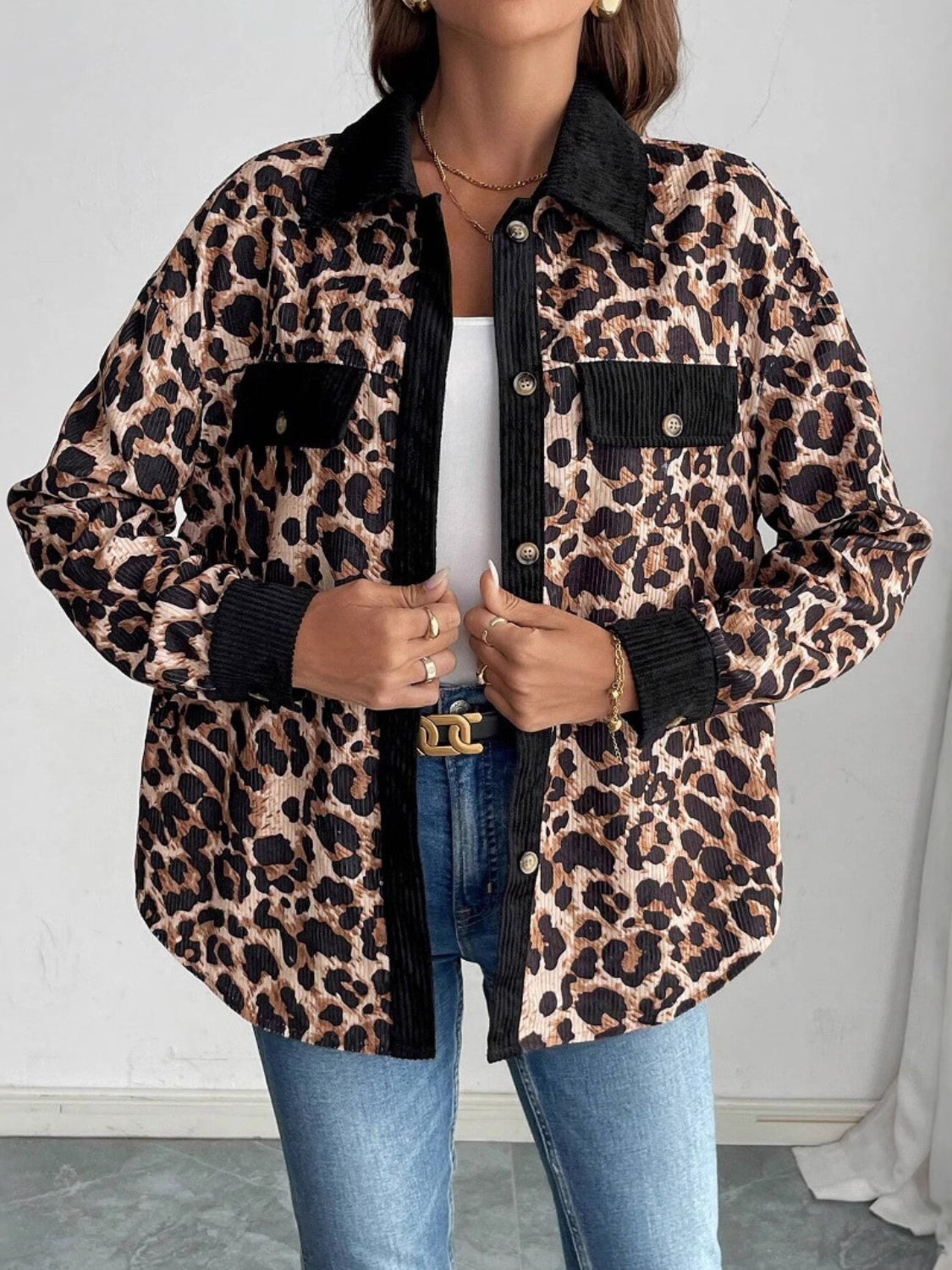 Elizabeth® | Buttoned shirt blouse with leopard collar and collar