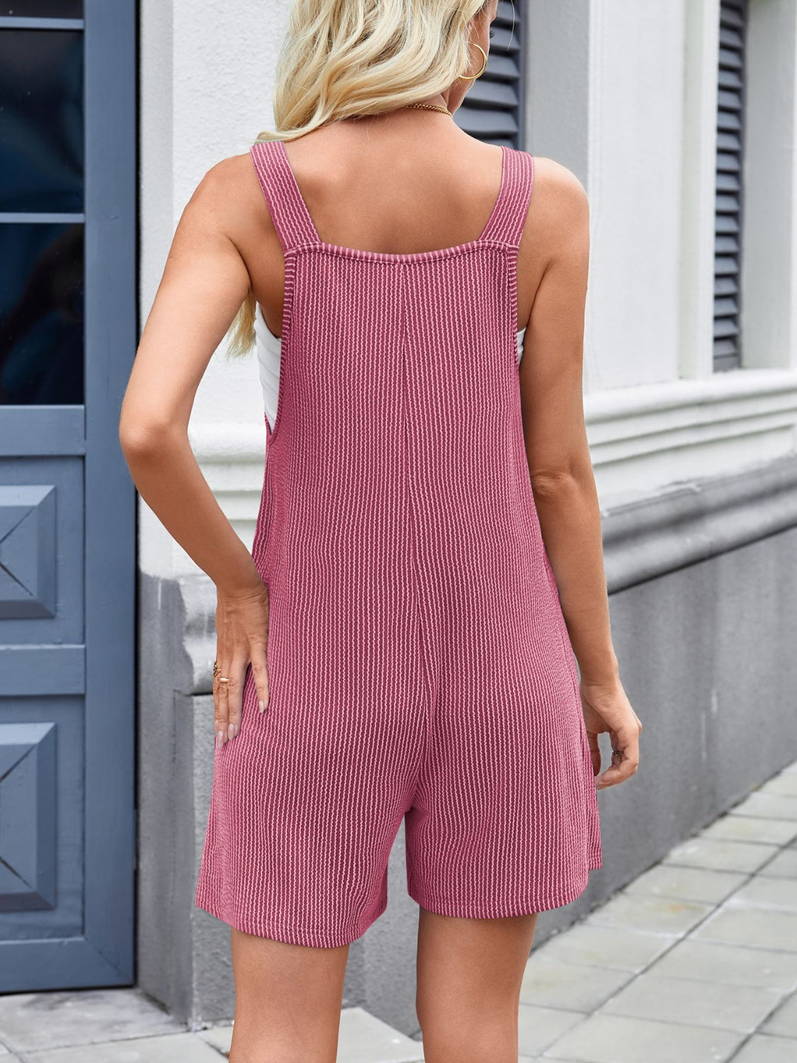 Clara® | Jumpsuit with knotted wide straps and scoop neckline